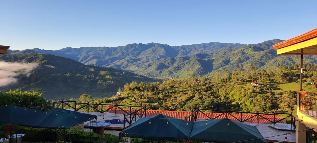 Paraiso Orocay Lodge Экстерьер фото